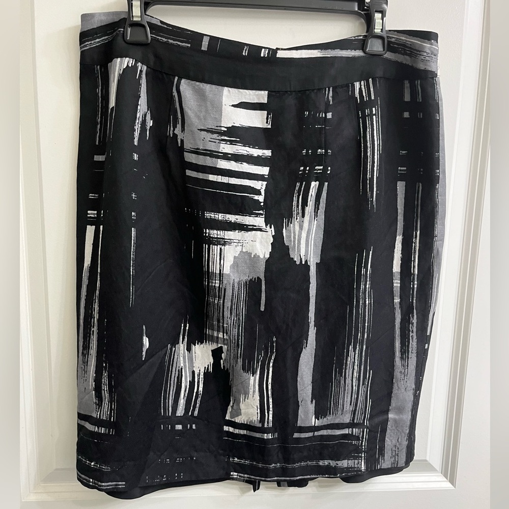 Banana Republic Skirt, Black Size 14